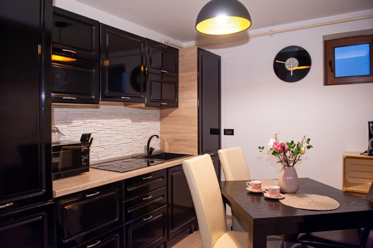 Kai Mountain Luxury Apartment Braşov Eksteriør billede